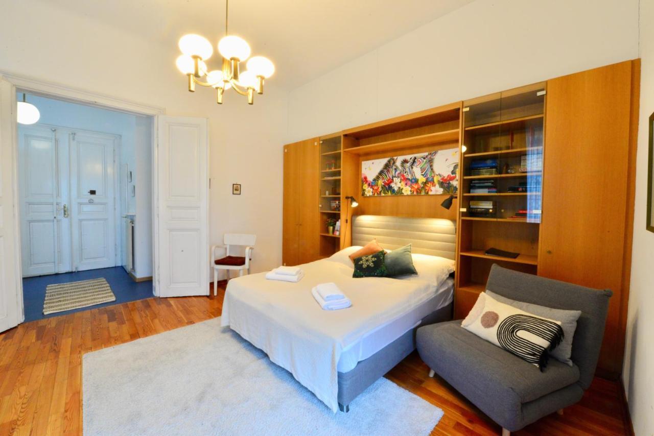 Charming With Balcony In Hip & Trendy Margareten Wien Ngoại thất bức ảnh