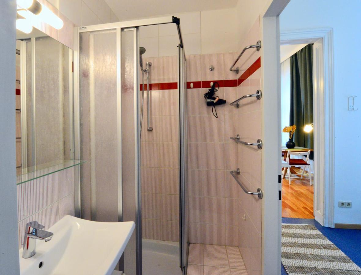 Charming With Balcony In Hip & Trendy Margareten Wien Ngoại thất bức ảnh